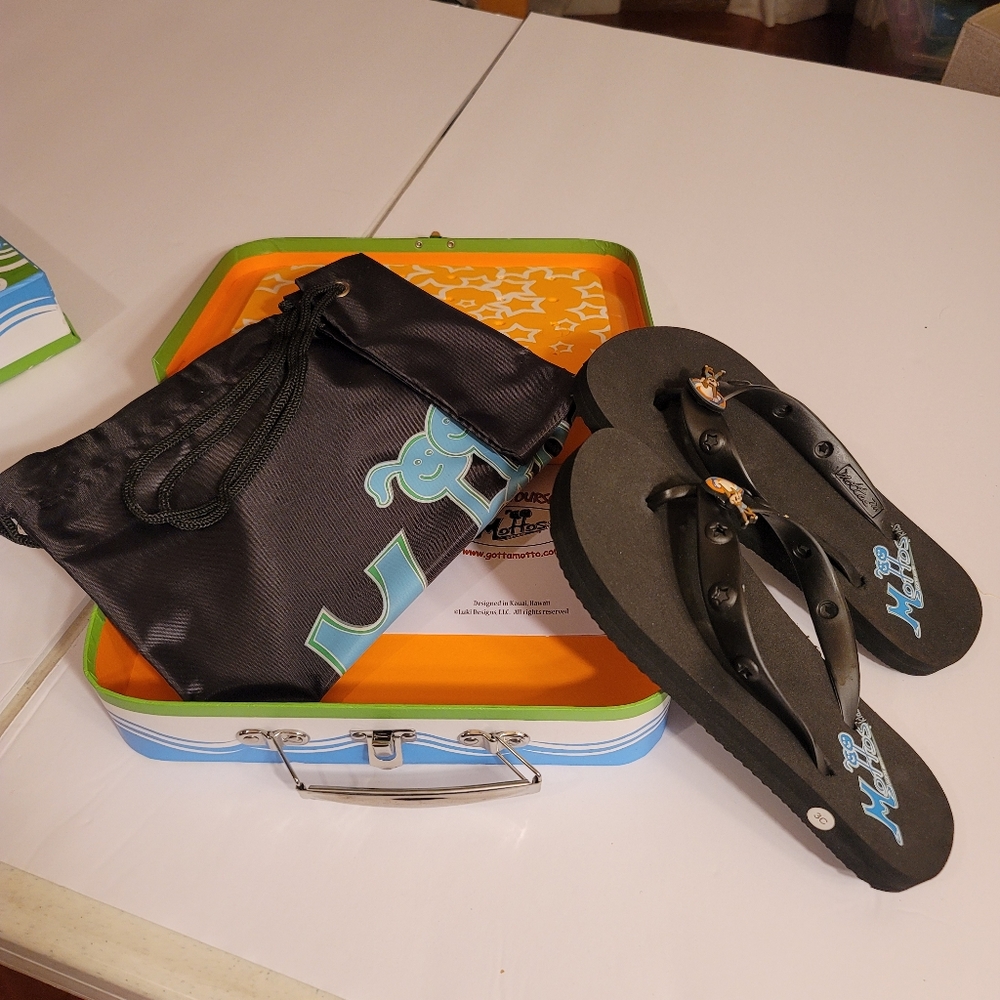 CHILD LUNCH KIT SHOES AND BAG AND BOX